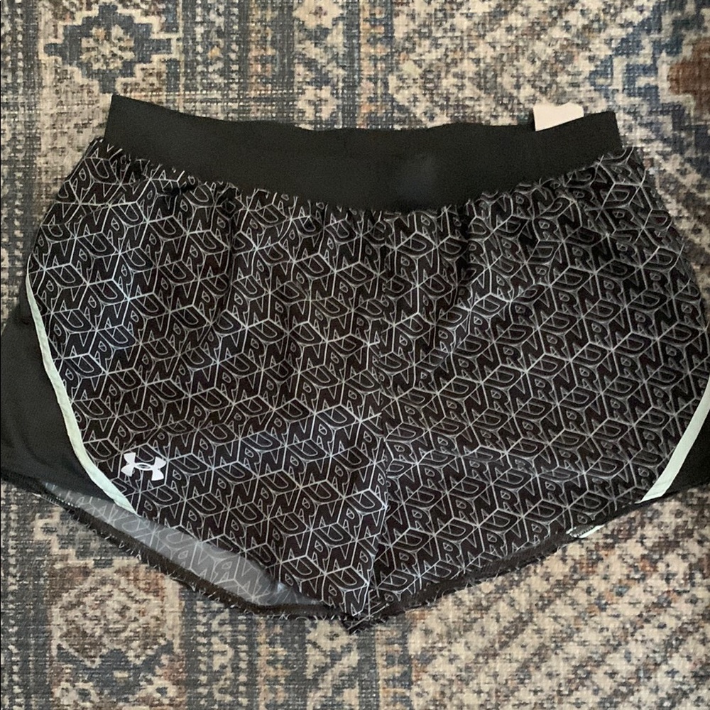 Under Armour Women's Black Patterned Shorts